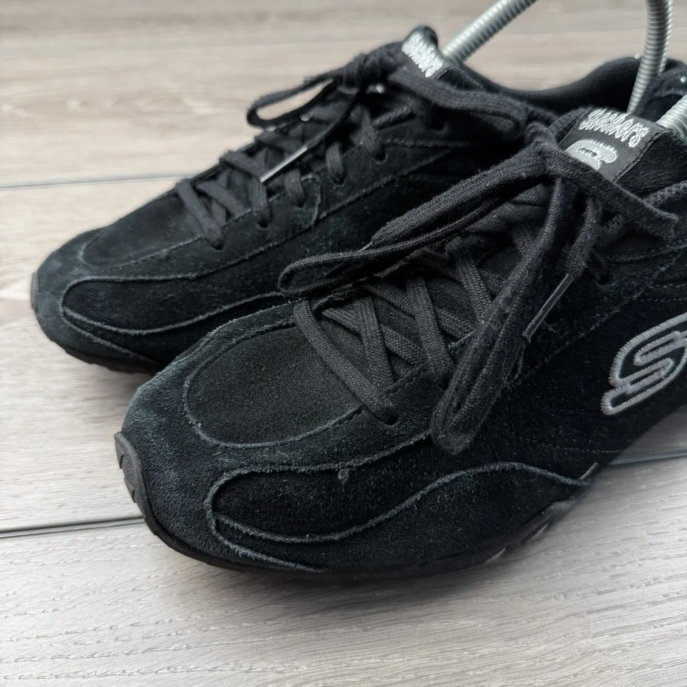 Skechers Women's Suede Low Top Athletic Lace Up Sneakers Black Size 10